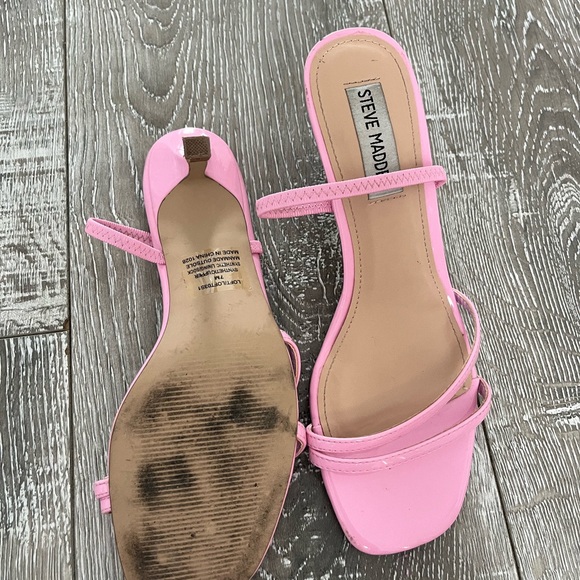 Steve Madden Sandals - Picture 3 of 3